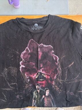 2023 Universal Studios Halloween Horror Black Graphic Tee The Last Of Us
